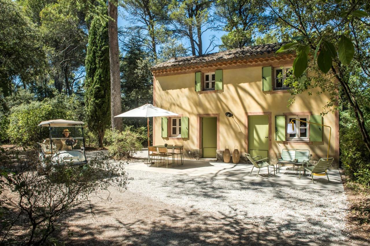 ホテルChateau Martinay カルパントラ エクステリア 写真